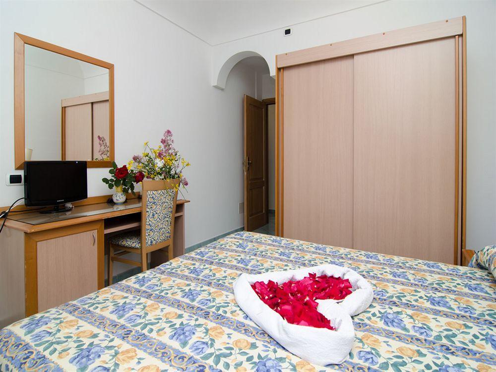 La Capannina - Hotel & Apartments Ischia Zewnętrze zdjęcie