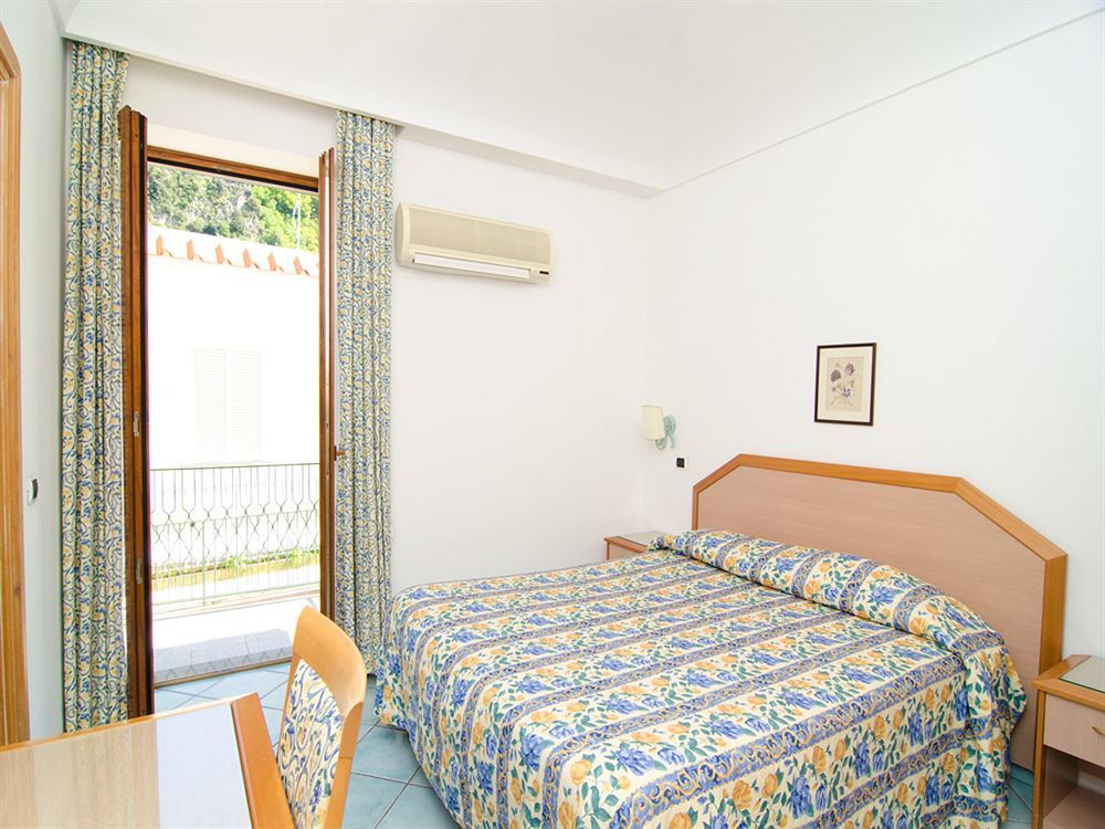 La Capannina - Hotel & Apartments Ischia Zewnętrze zdjęcie