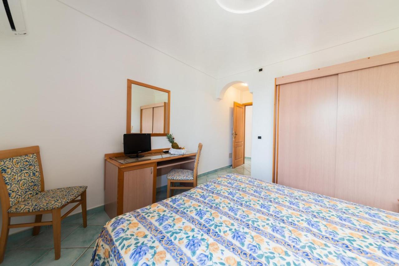 La Capannina - Hotel & Apartments Ischia Zewnętrze zdjęcie